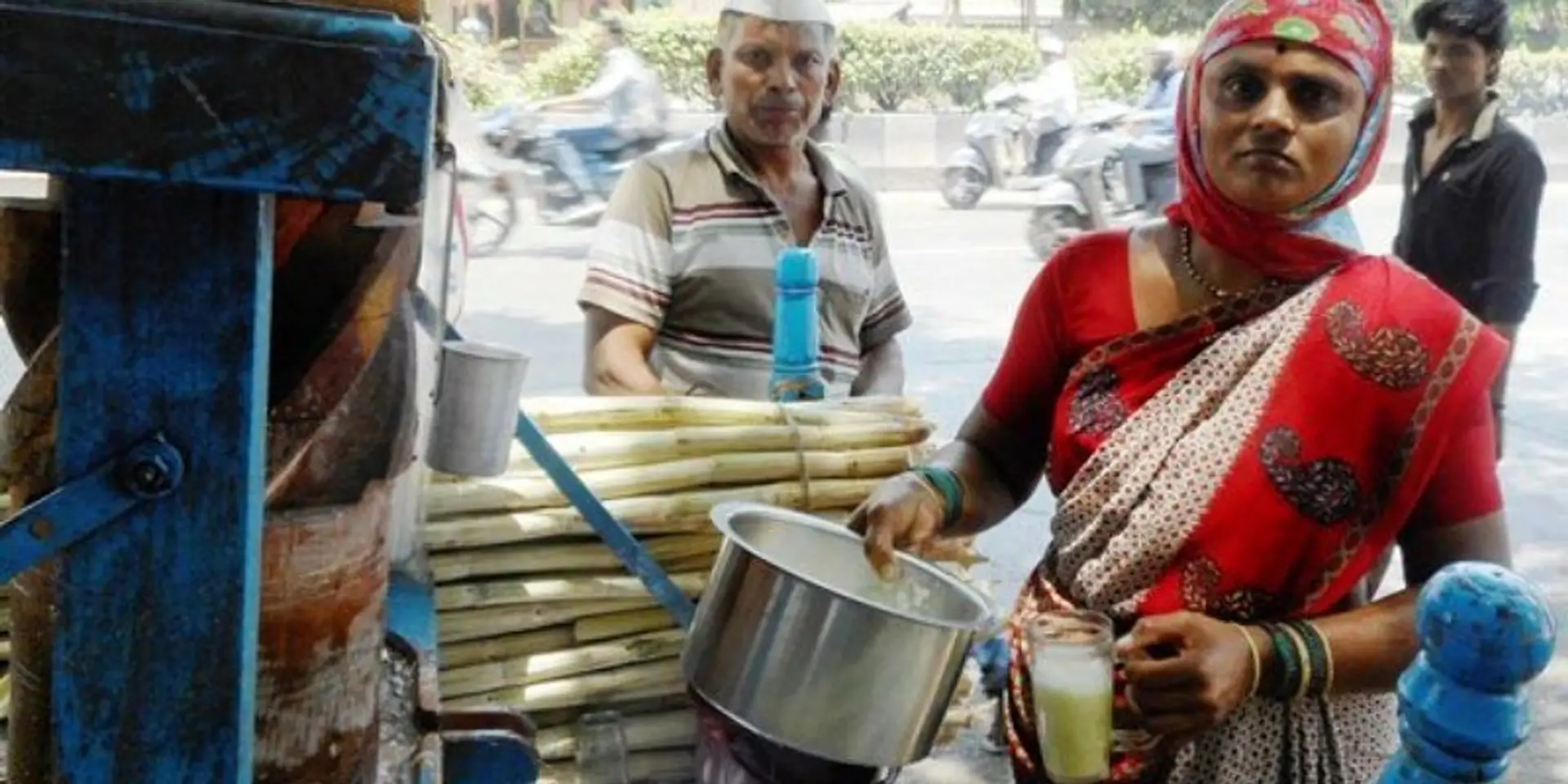 Quenching thirst and poverty in cities, with sugarcane juice