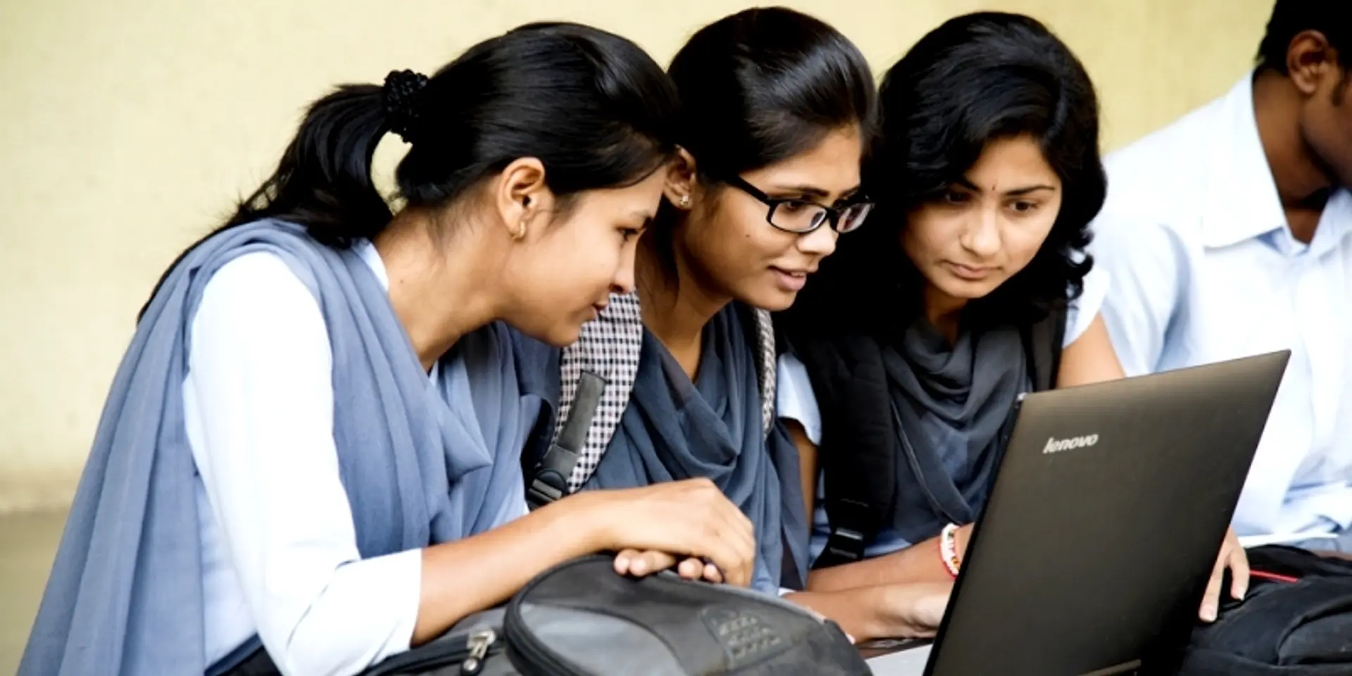 Indian students are ready, but where are the teachers? | YourStory