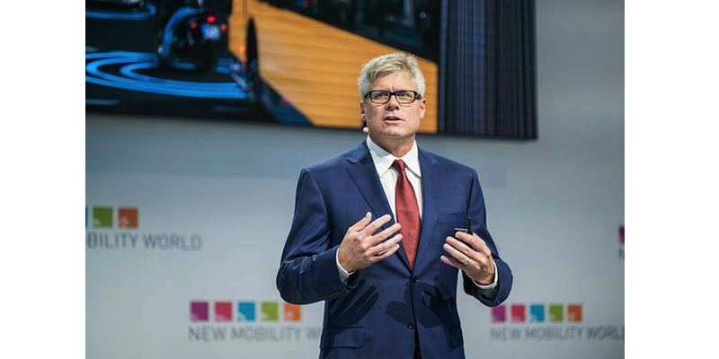 CEO Steve Mollenkopf discusses the road to 5G at 2017 International Motor Show Germany