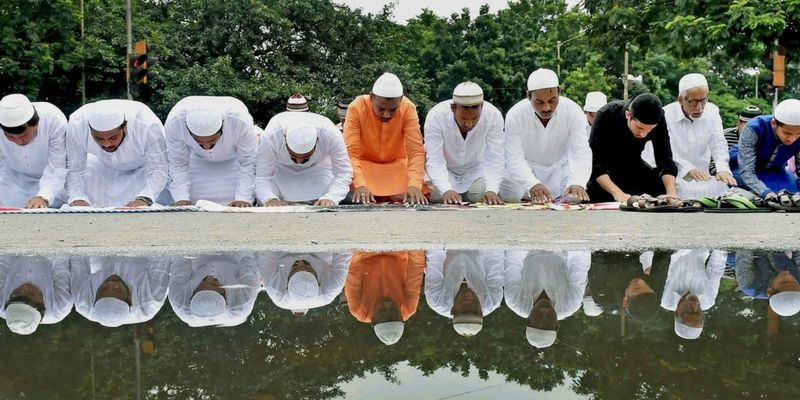 Sikhs of Joshimath, a town in Uttarakhand, help 1,000 Muslims perform namaaz in gurudwara