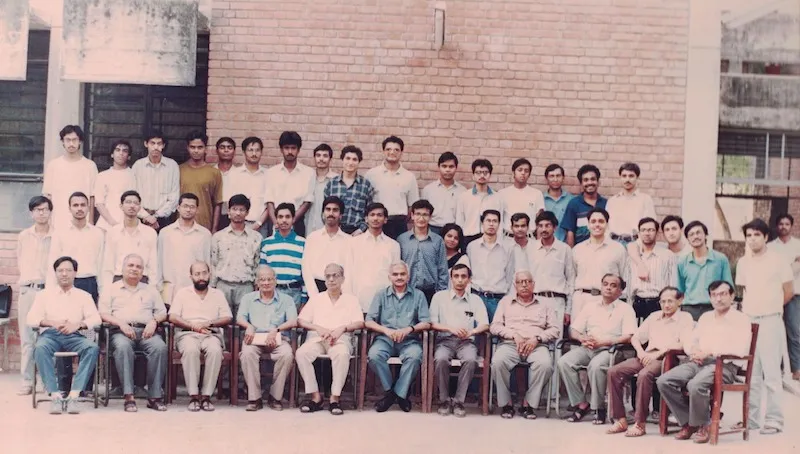Batchmates and professors at IIT Kanpur (Satish is 8th from leftin the middle row)