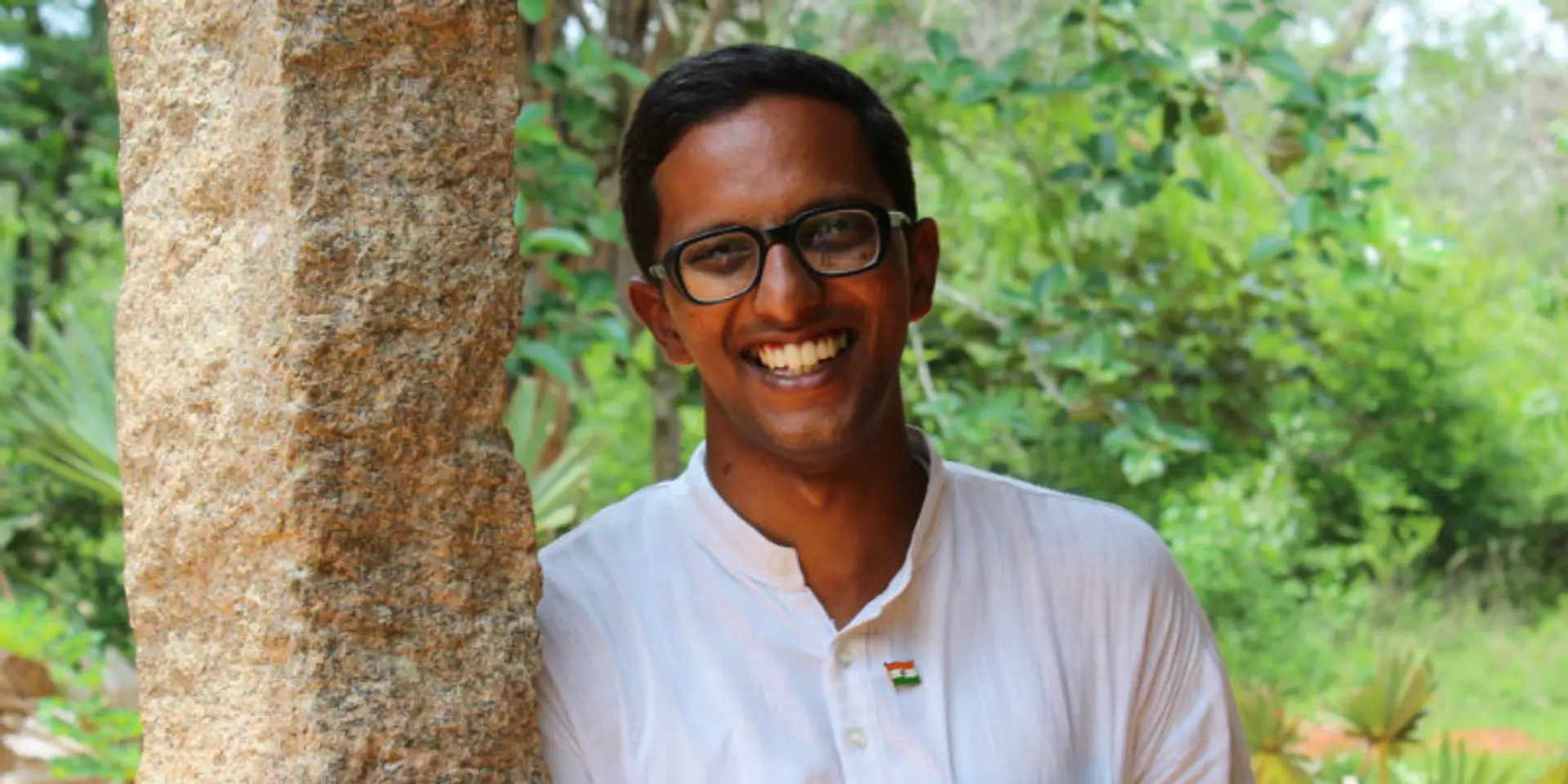 Go desi with an attitude: Engineer ‘fashions’ startup to promote khadi