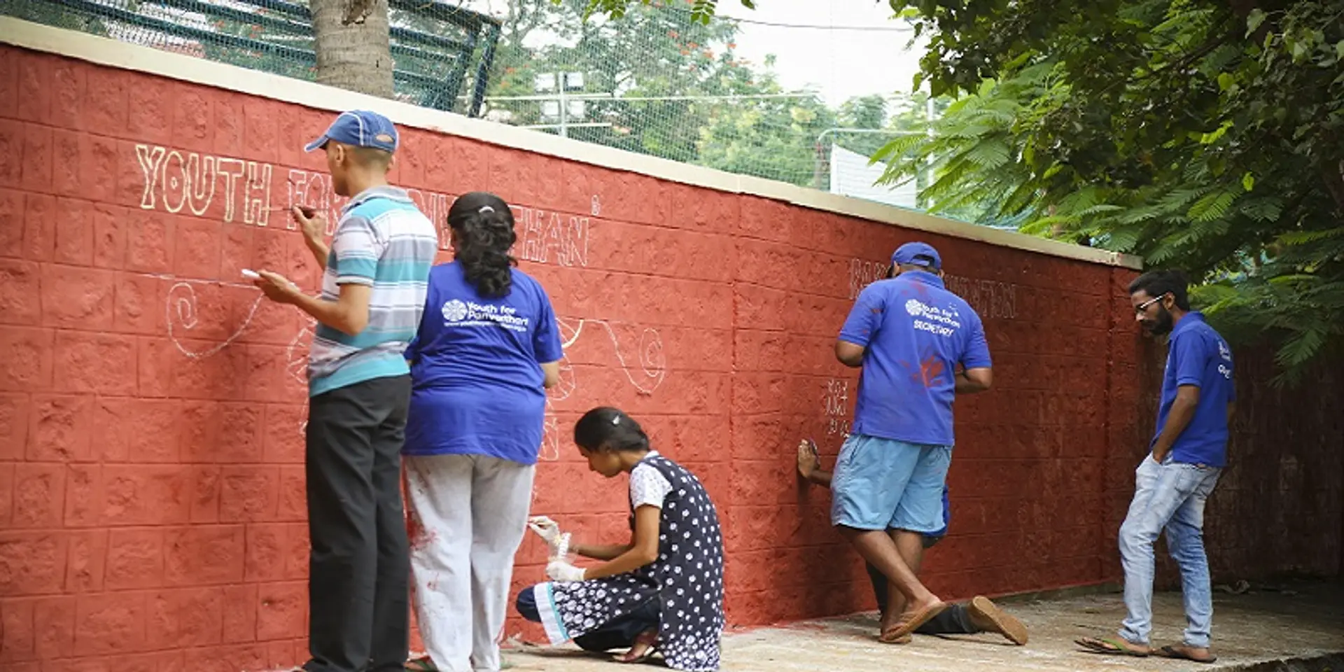 Bengaluru’s youth show love for city, clean 100 garbage dumping sites