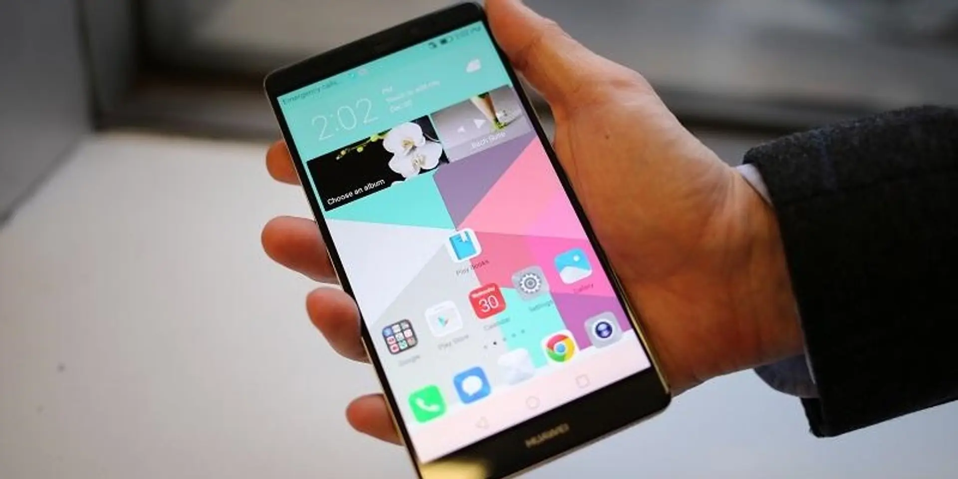 Phablets to hit 1 B units by 2021: IDC