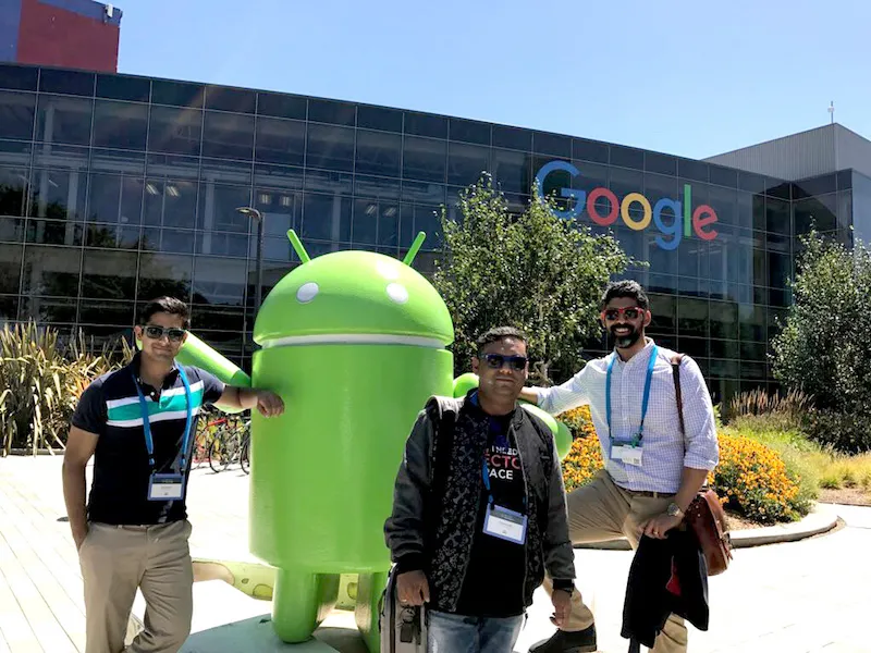 Priyadarshi and Arjun (Founder & CEO, Edge Networks) Google HQ