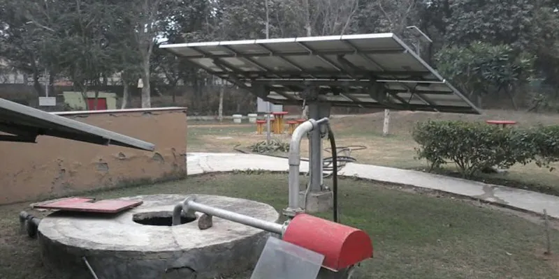 Pumping-water-solar