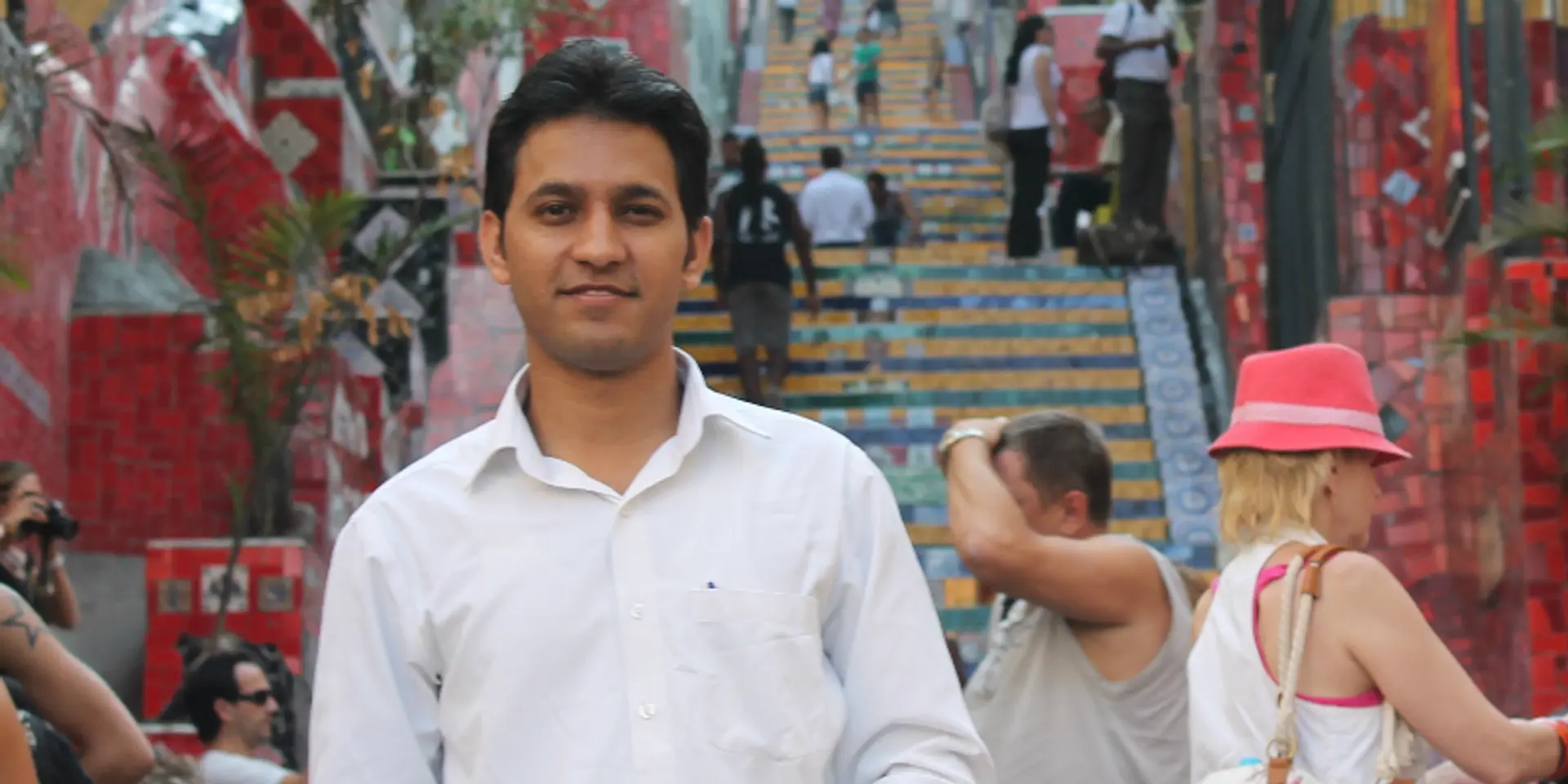 Techie gives up job abroad to open 20 free libraries across 7 states for underprivileged children