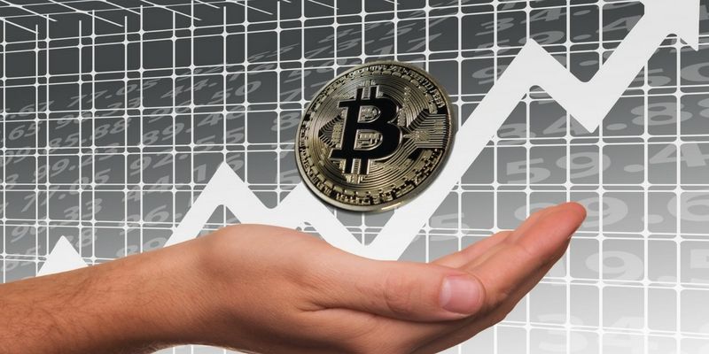 Soaring highs and sobering lows: a look at Bitcoin’s roller-coaster ride in 2017