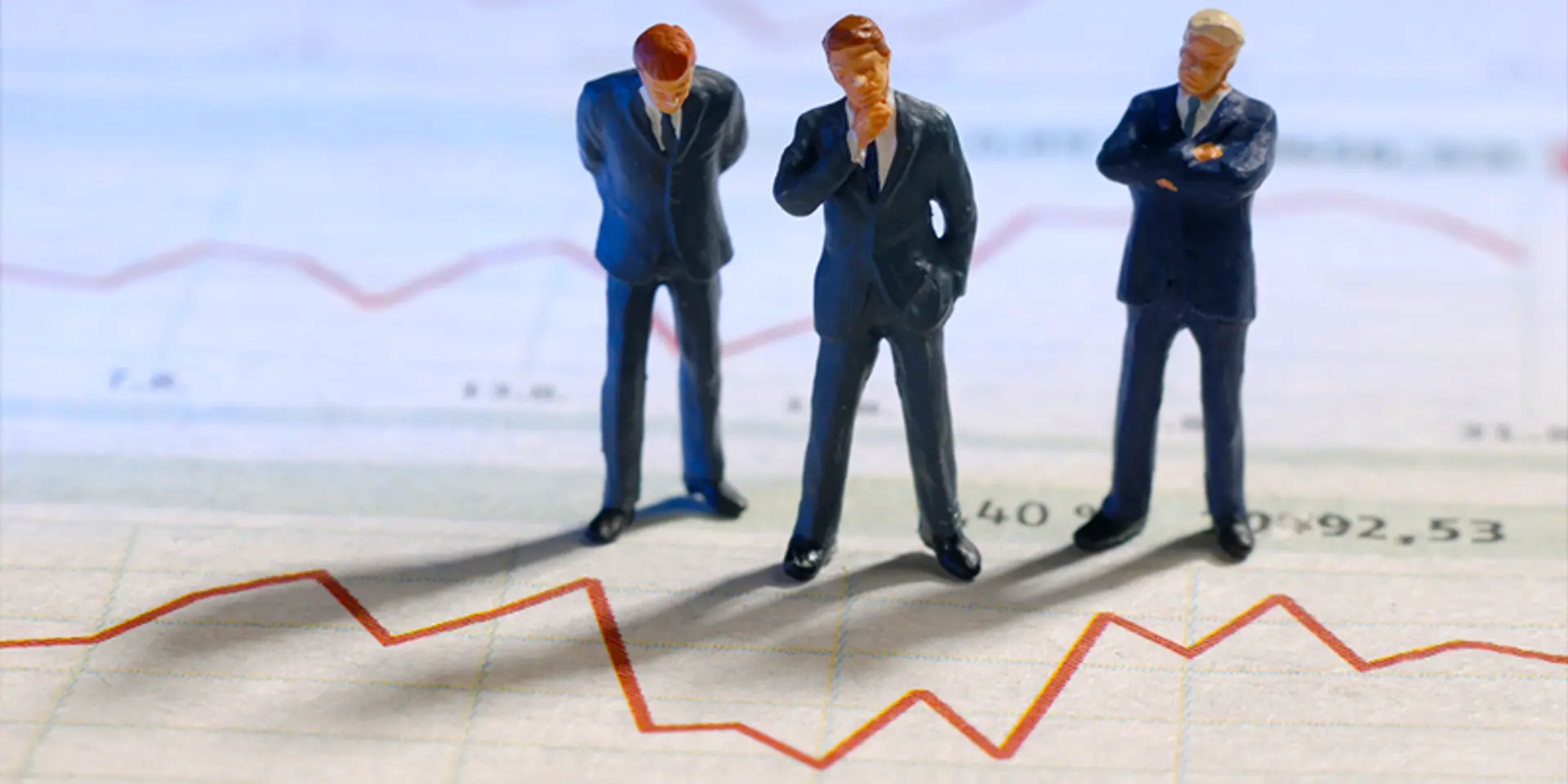 Investing strategies to tackle market fluctuations