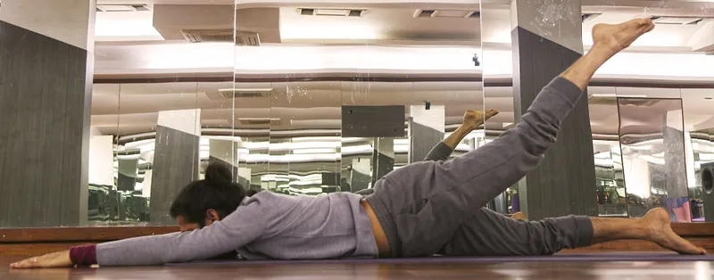 Salabhasana 1