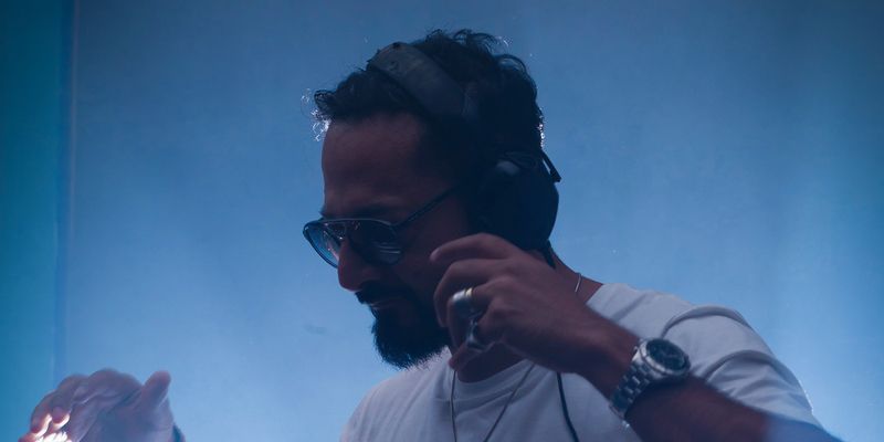From RJing to VJing to DJing, Nikhil Chinapa now takes on the digital audio world with BookMyShow