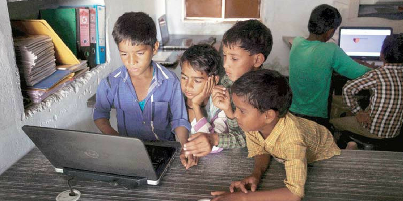 These 5 startups led by IITians are redefining education through mobile apps in Rajasthan
