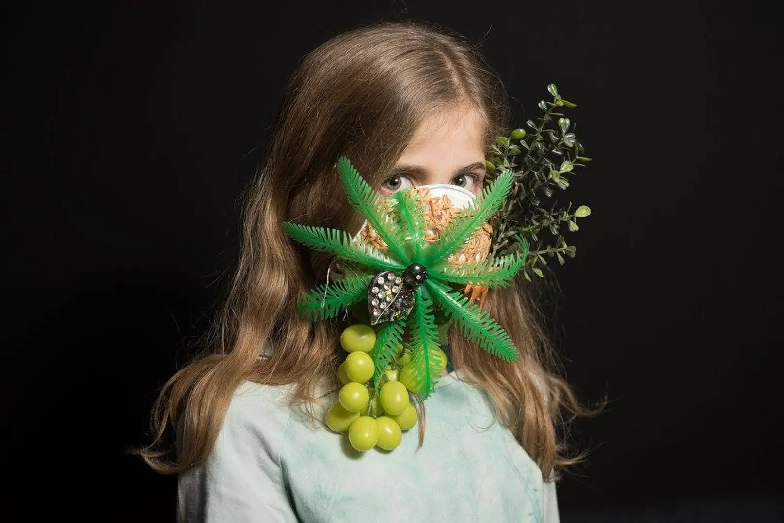 Maskbook uses art to talk about climate change, air pollution and health