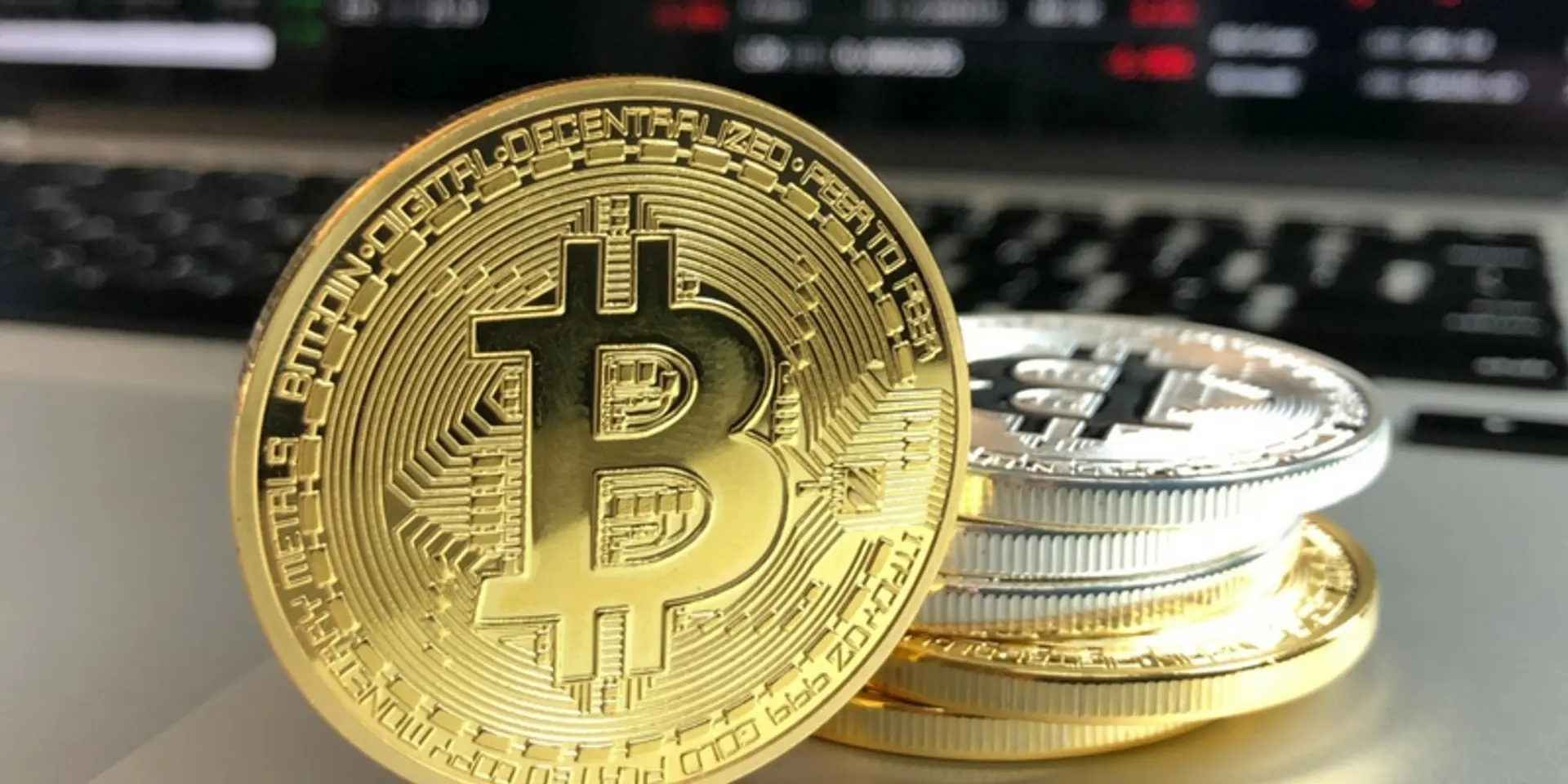 Bitcoin drops below $6,000 for the first time since November
