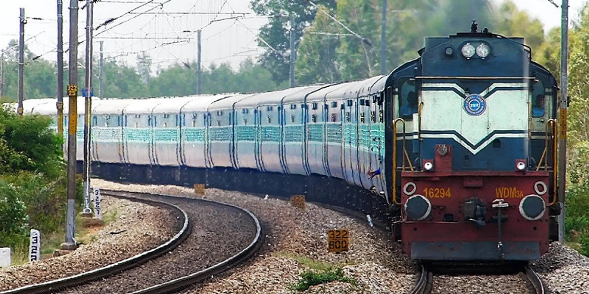 Starting New Indian Trains : भारतीय रेलवे ने 549 ट्रेनों की बढ़ाई गति, अब आपके सफर में बचेगा एक घंटे तक का समय! शुरु हुई ये नई ट्रेनें 1 New Indian Trains Launched: Indian Railways has increased the speed of 549 trains, saving up to an hour on your journey! These new trains have launched.
