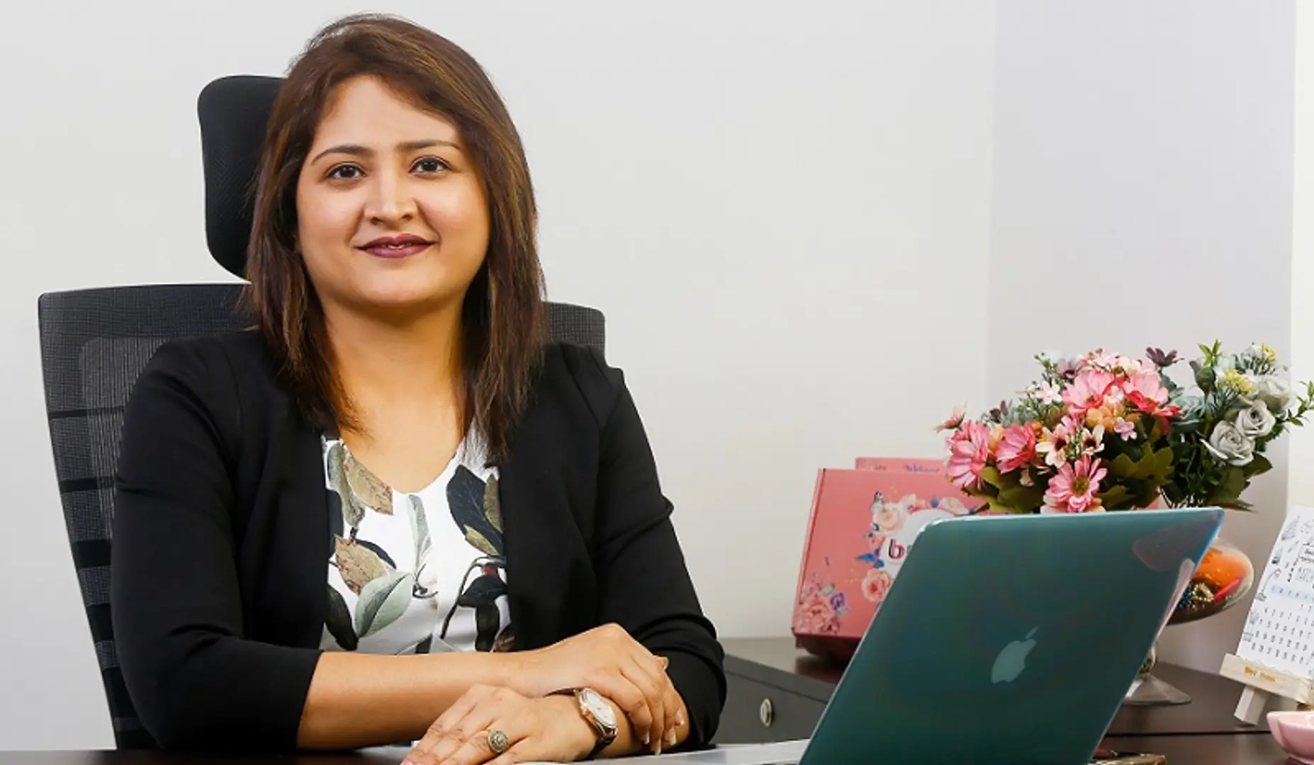 Starting up in final month of pregnancy, Harvi Shah nurtured Bling Bag into a profitable business in a year