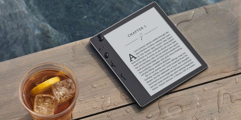 [GadgetStory] Can a larger, waterproof Kindle match up to a book?