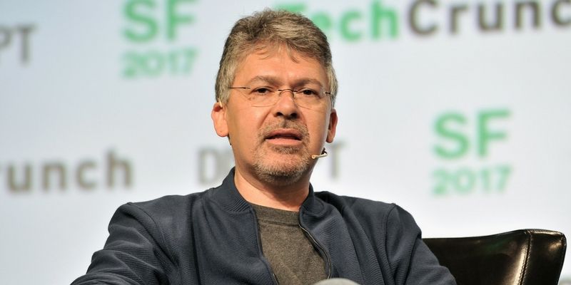 Google AI chief John Giannandrea steps down, as search and AI divisions get new heads