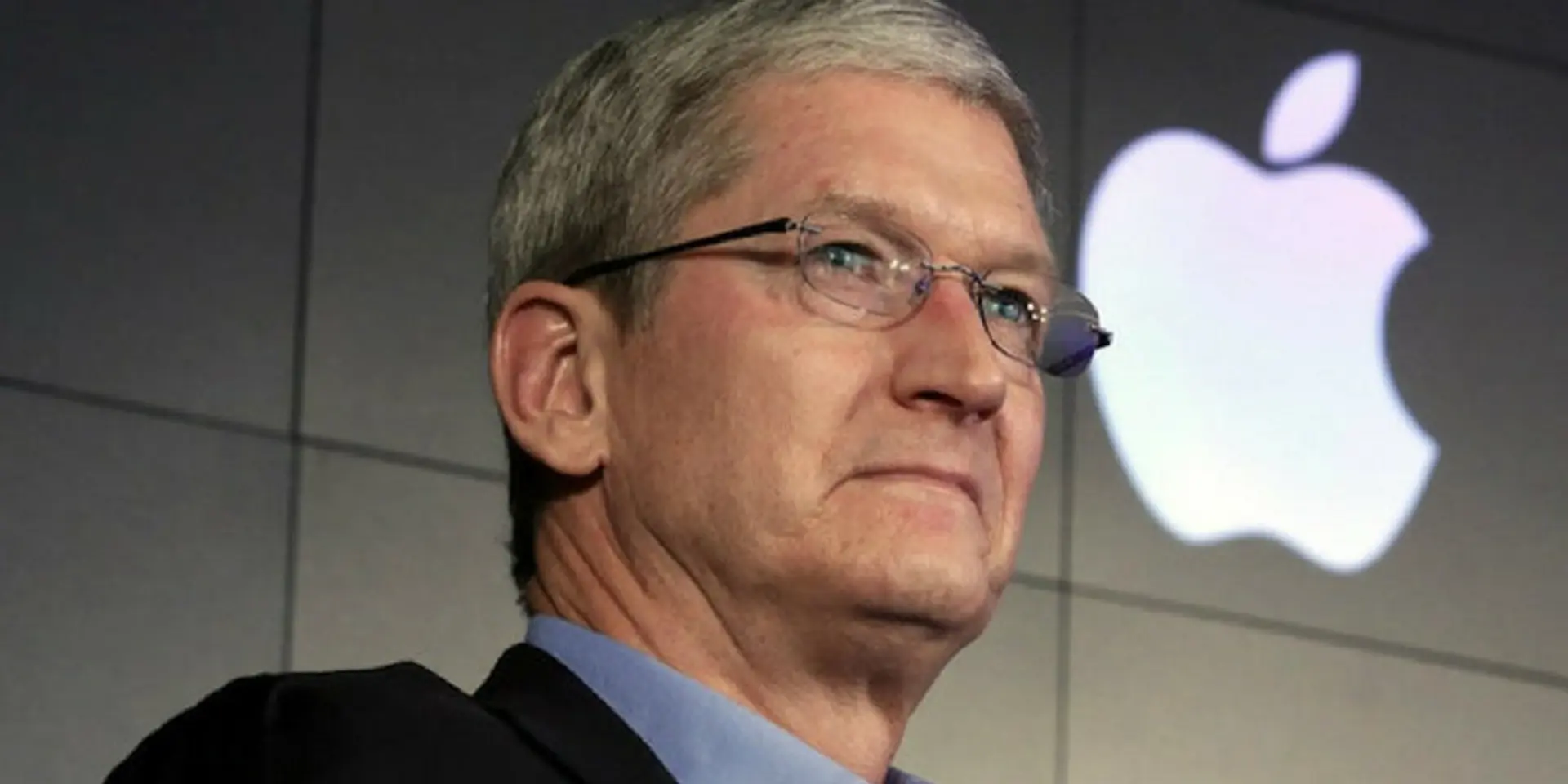 Apple teams up with Volkswagen to develop driverless cars