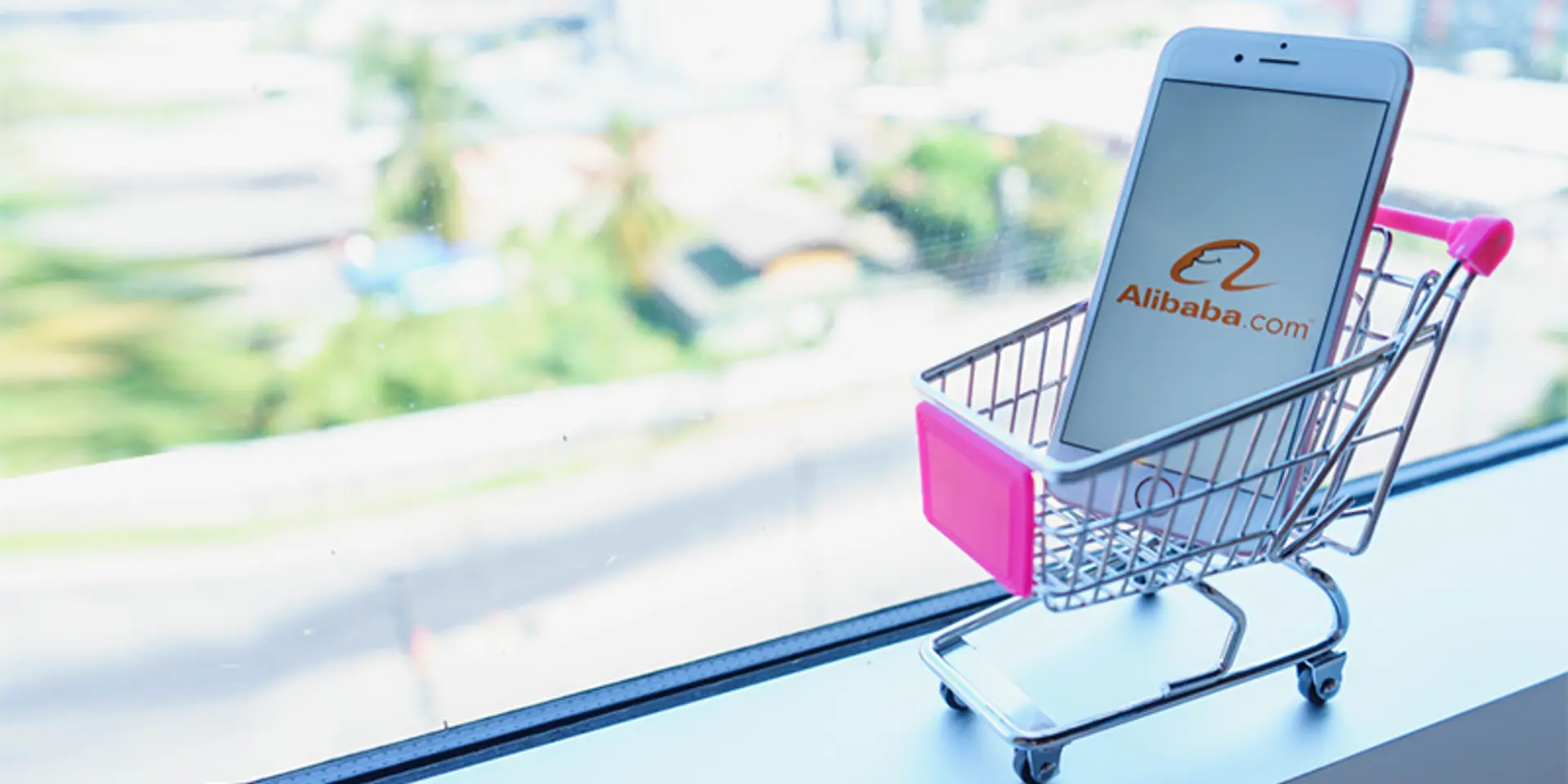 Alibaba Group leads $1.38 B investment in express delivery company ZTO Express