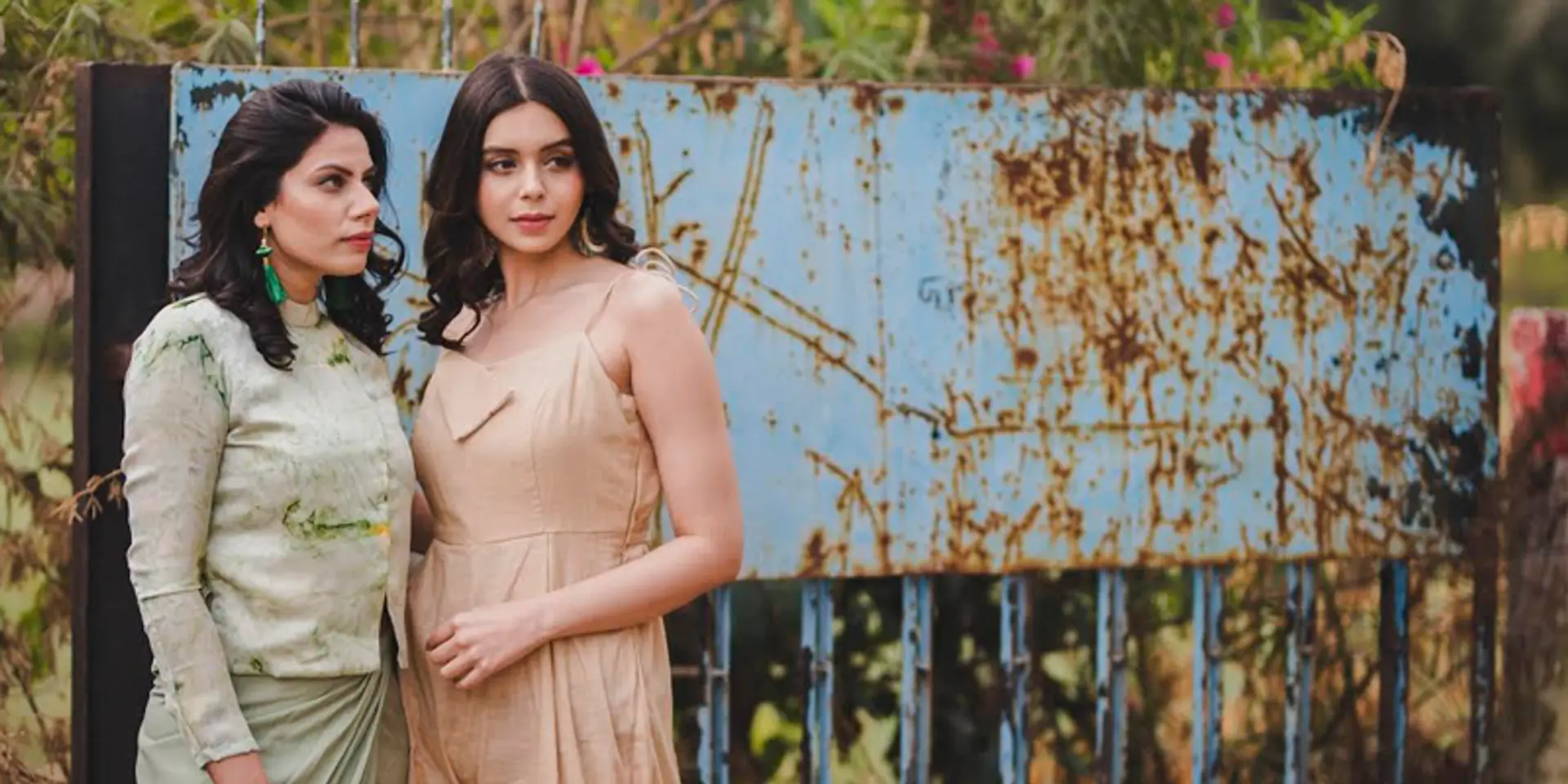 With a “one woman, one design, one garment” concept, Enakshi urges every woman to flaunt her individual style