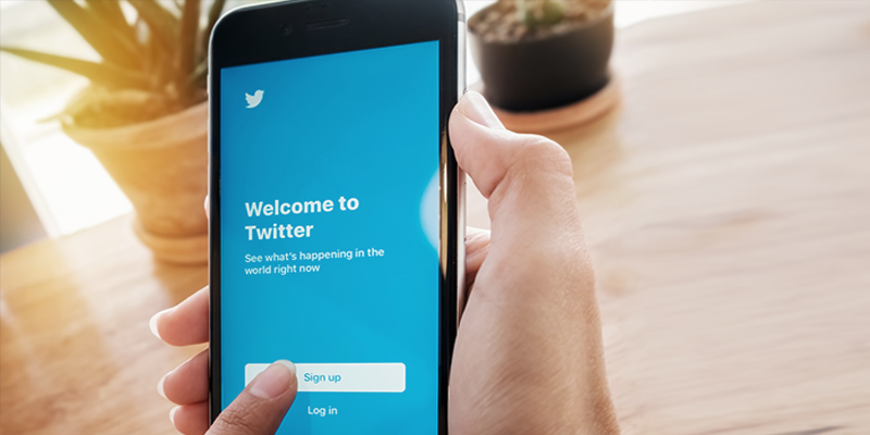 Due to an internal bug, Twitter asks its users to change passwords as a precautionary measure