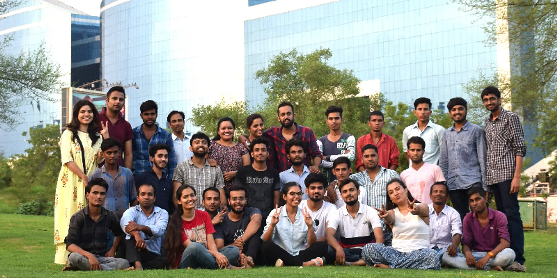 How 3 fresh-out-of-college entrepreneurs in the gifting market grew from 40 orders to nearly 18000 orders a month