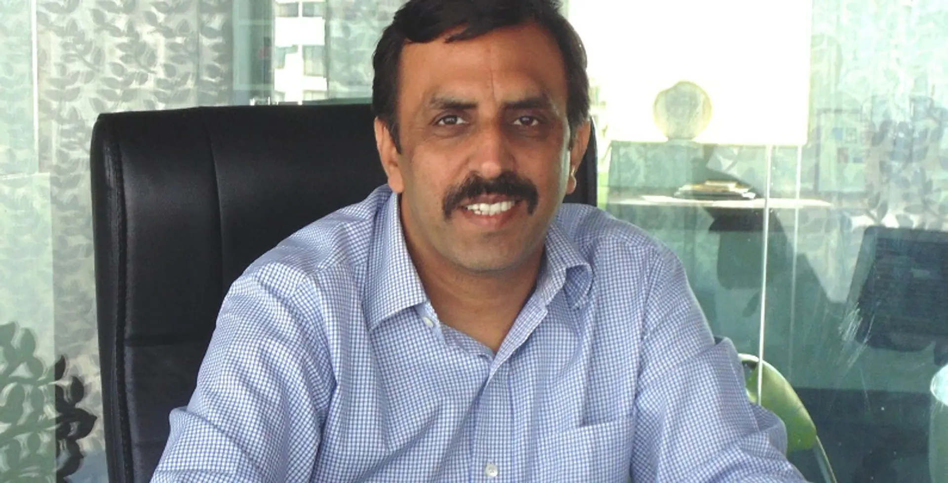 Serial entrepreneur Manish Khera is Happy to give short-term Loans to unbanked micro-enterprises