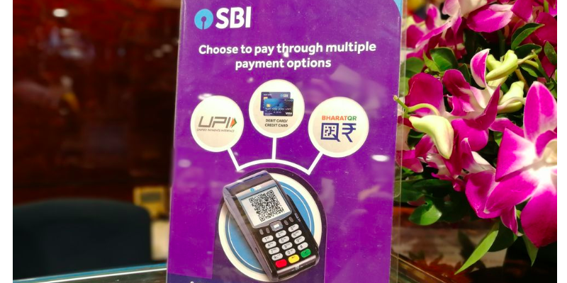 SBI launches multi-option payment device, looks to "co-create" with fintech startups