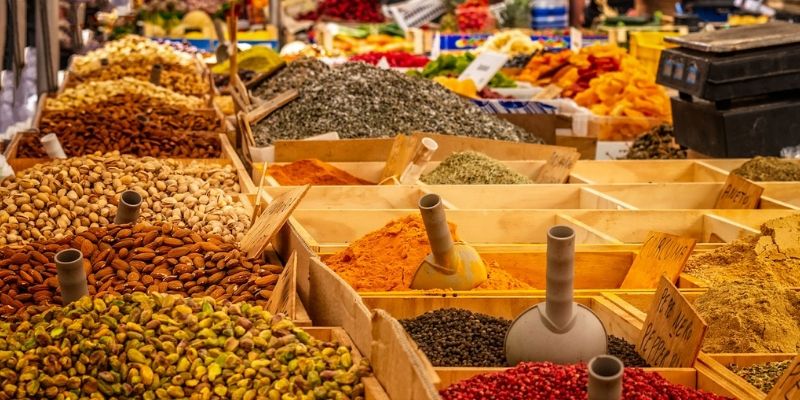 The impact of agriculture commodities platforms on retail in India