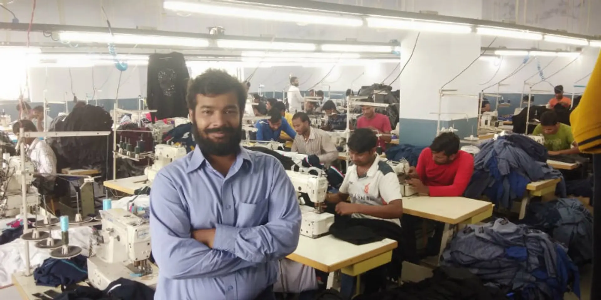Akshay shows how to build a profitable business without external funding