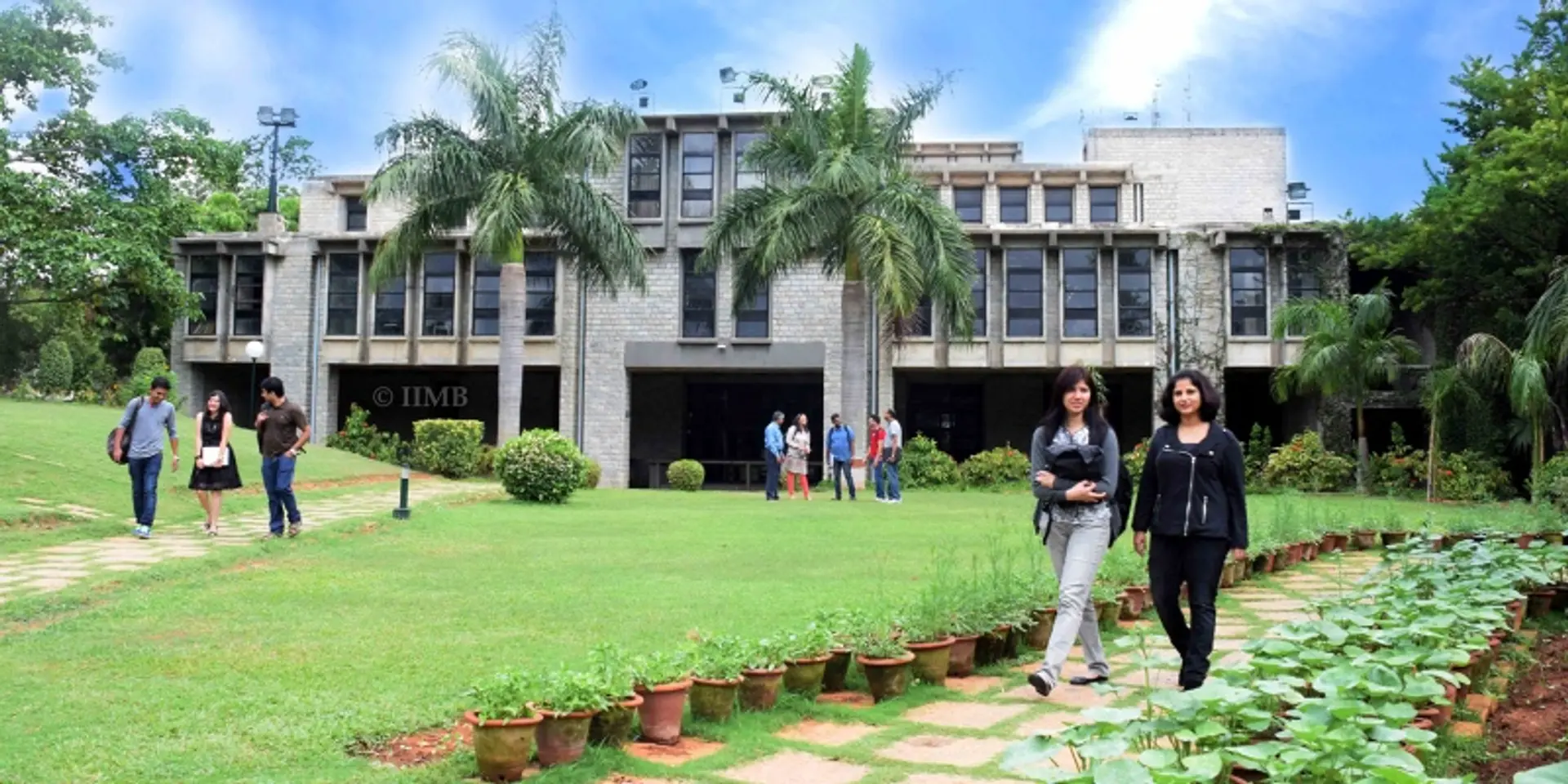 IIM Bangalore startup incubation centre partners with Mphasis support to early-stage social ventures