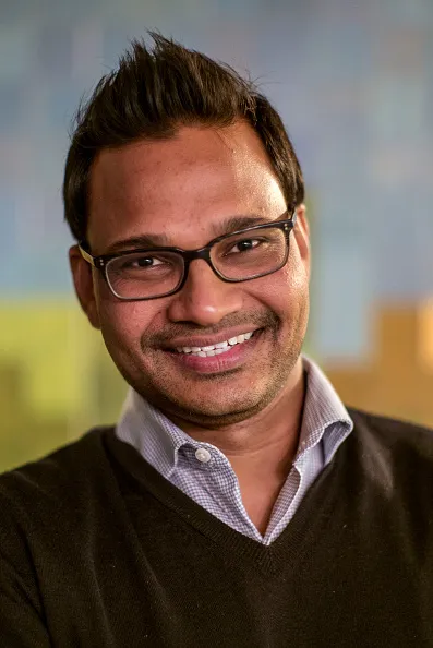 Jyoti Bansal, co-founder and chief executive officer of AppDynamics Inc., stands for a photograph in the company's office in San Francisco, California, U.S., on Wednesday, March 4, 2015. AppDynamics Inc., provides application performance management technology offering software that allows customer to monitor, troubleshoot, diagnose and scale production applications. Photographer: David Paul Morris/Bloomberg *** Local Caption *** Jyoti Bansal