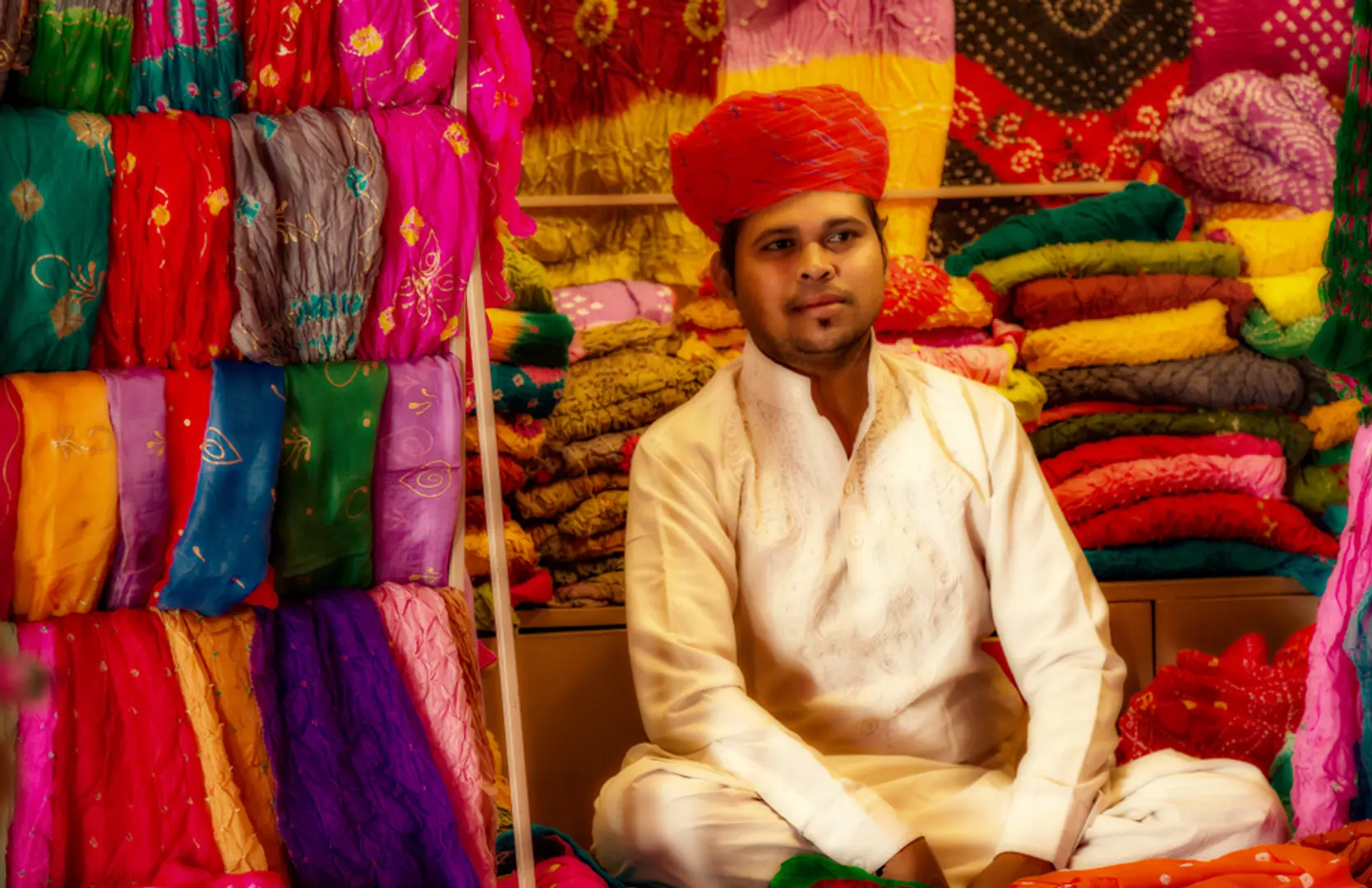 Beyond Flipkart and Amazon, a new breed of startups is powering small sellers to ride the ecommerce wave in every corner of India