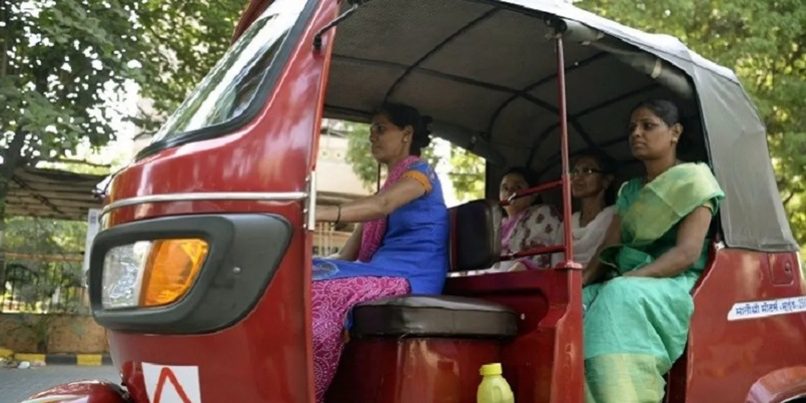 सारे अडसर दूर करत मुंबईच्या या महिला ऑटोचालक दाखल झाल्या रस्त्यावर!
