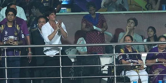 SRK spotted at the Eden Gardens, by our CEO
