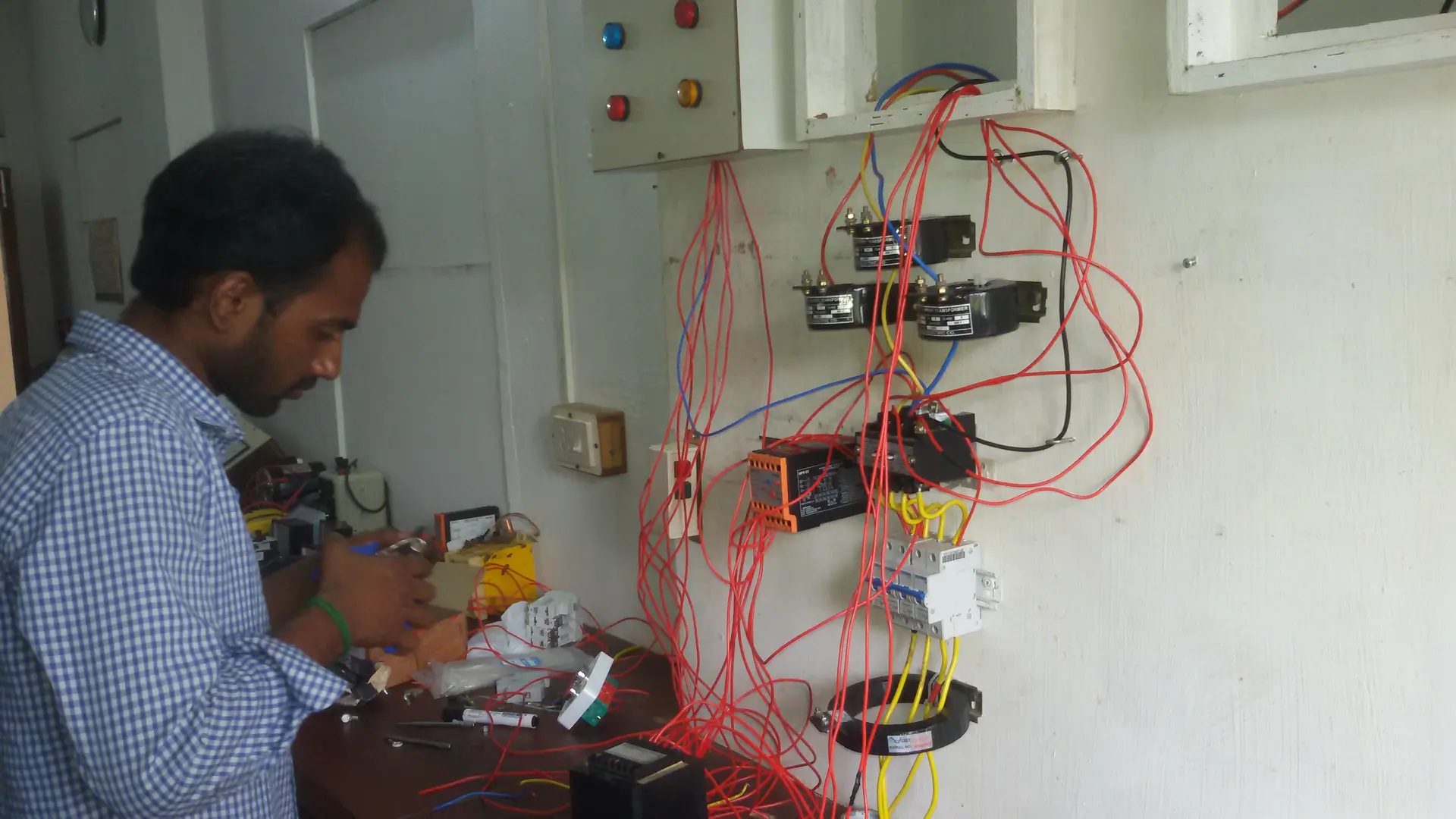 Yes! You can get experience before you start your career in Electrical field.