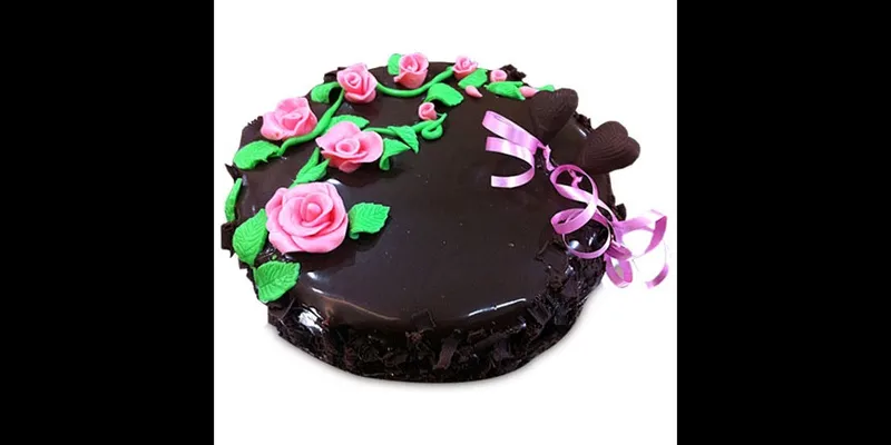 Online Birthday Cake Delivery - Balloons and Petals