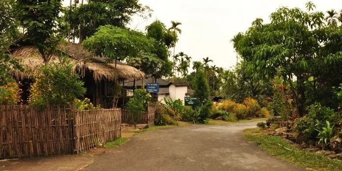 मवल्यनॉन्ग गांव को एशिया का सबसे साफ सुथरा गांव माना जाता है