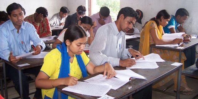 कैसे अकेले एक शख्स ने 15 साल में खड़ी कर दी 'युवा' अफसरों की फौज़