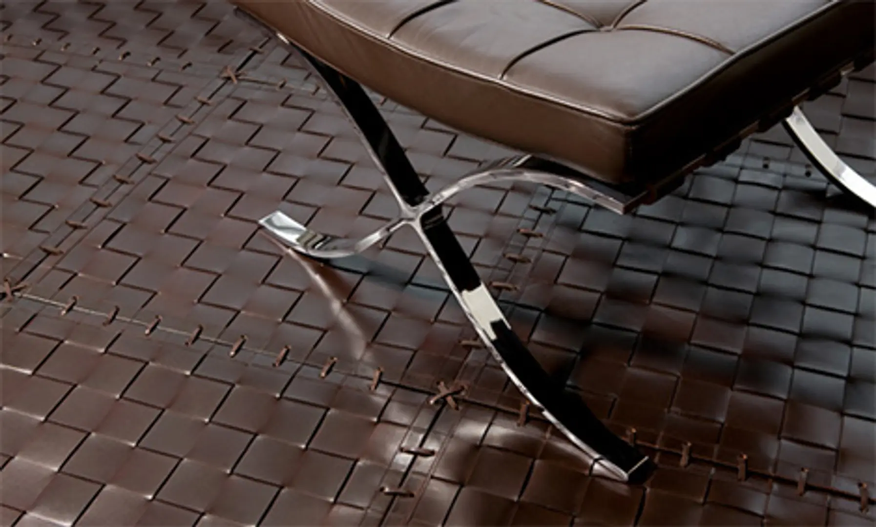 Leather flooring vs carpet: The great showdown