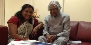 स्वर्गीय राष्ट्रपती डॉ.ए.पी.जे. अब्दुल कलाम यांच्यासोबतचे ज्योती यांचे  छायाचित्र