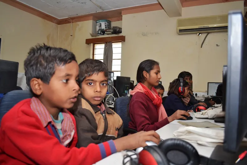 उद्याचा भारत घडवण्याचं स्वप्न