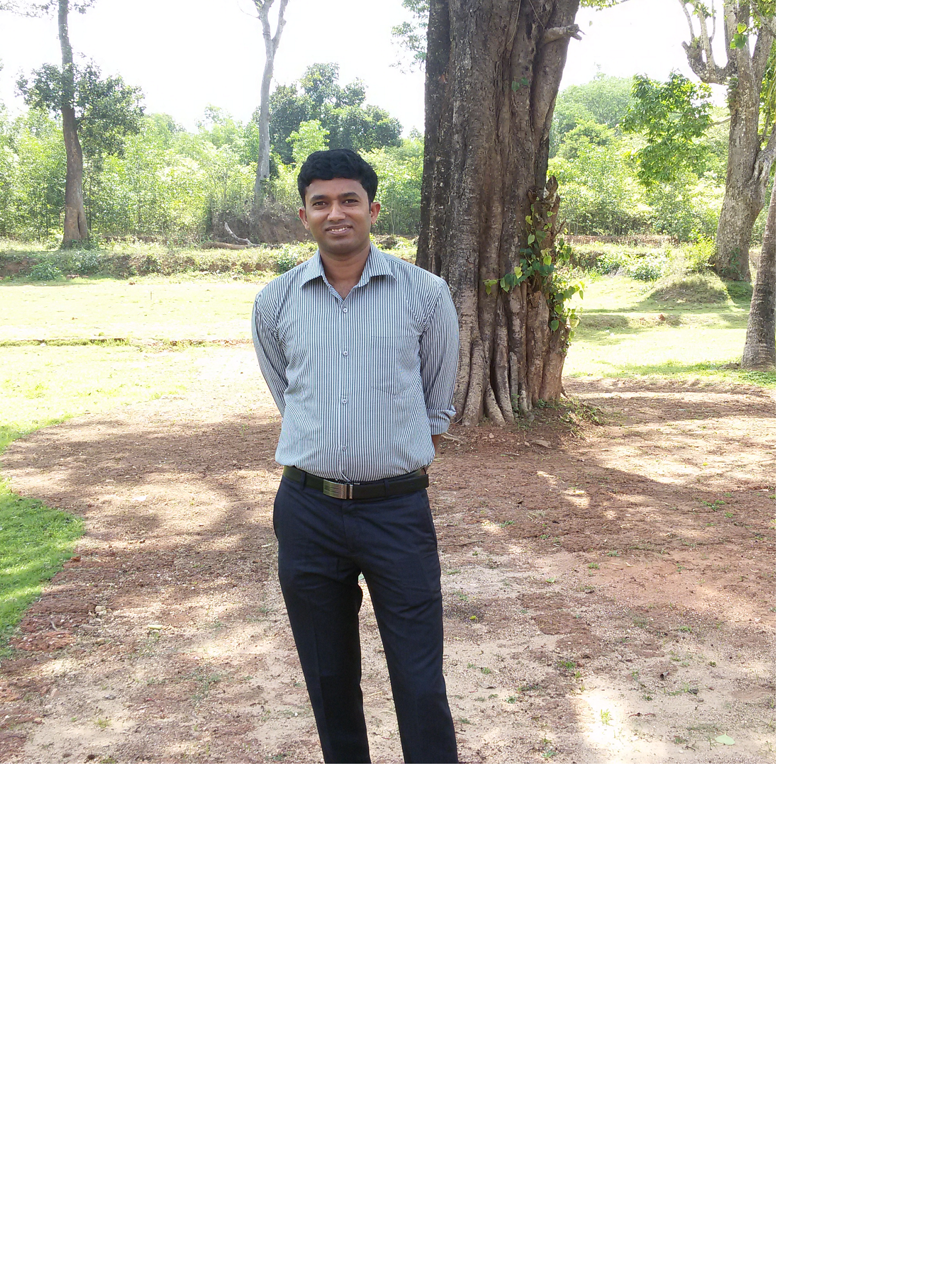 ಕೈ ತುಂಬಾ ಸಂಬಳ, ಅತ್ಯುನ್ನತ ವ್ಯಕ್ತಿಗಳೊಡನೆ ನೆಟ್‍ವರ್ಕ್, ಬೆಂಗಳೂರಿನ ಹೈ-ಫೈ ಲೈಫ್​​ ಬಿಟ್ಟು ವಿದ್ಯೆ ಕಲಿಸಲು ಹೊರಟ "ಯುವಸಂತ" 