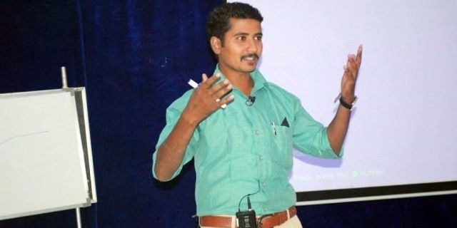 'रिल लाईफ हिरो' बनण्यासाठी आलेले मनोज बनले 'रिअल लाईफ हिरो'