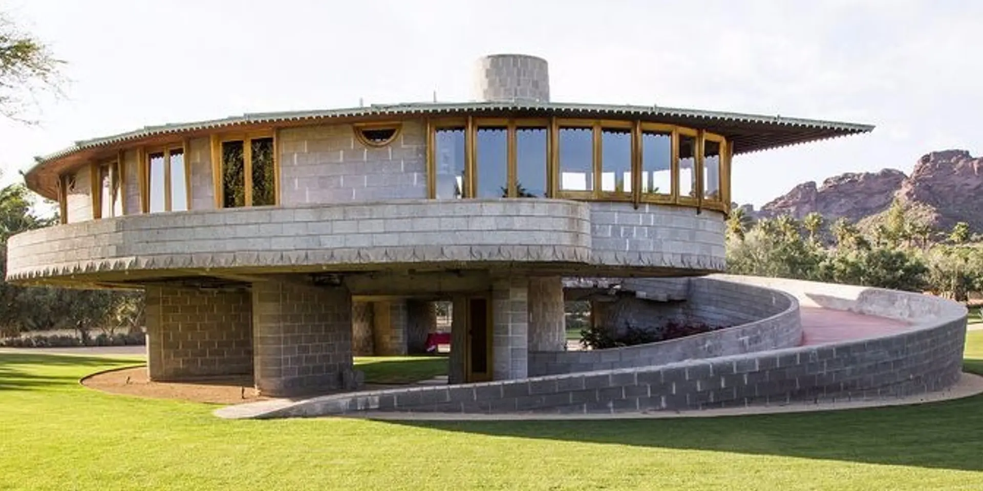 Frank Lloyd Wright’s Phoenix House relived as School of Architecture.