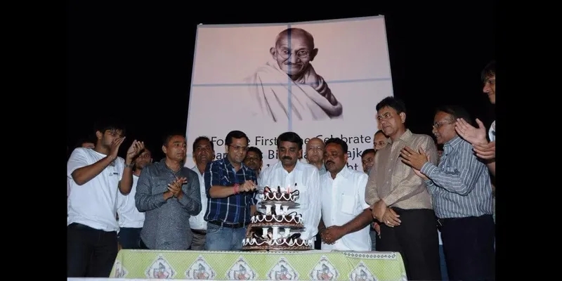 Honorable Collector of Rajkot - Dr. Rajendra Kumar inaugurating the launch of Midnightcake on the eve of Gandhi Jayanti  First of its kind!