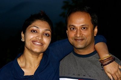 అంధుల తలరాత మారుస్తున్న ఎన్‌ఆర్‌ఐ  
