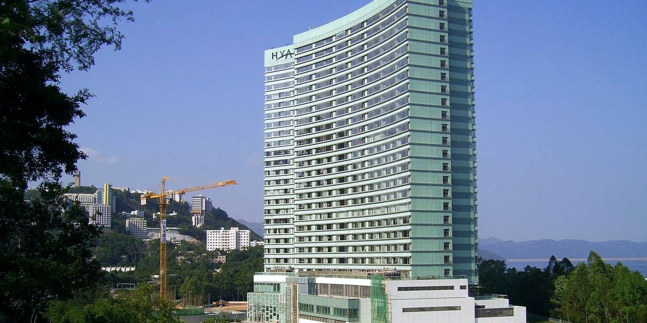 What Are The Advantages of Developing Mobile App for  Hotel Industry?