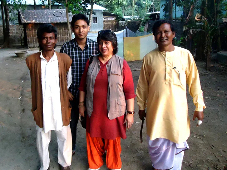 উত্তরবঙ্গের শিল্পীদের সঙ্গে দারিচার স্বপ্নের কারিগর রত্নাবলী বসু